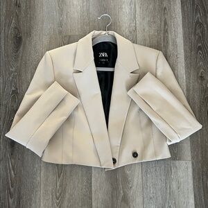 Zara Beige Cropped Blazer Size M New Without Tags